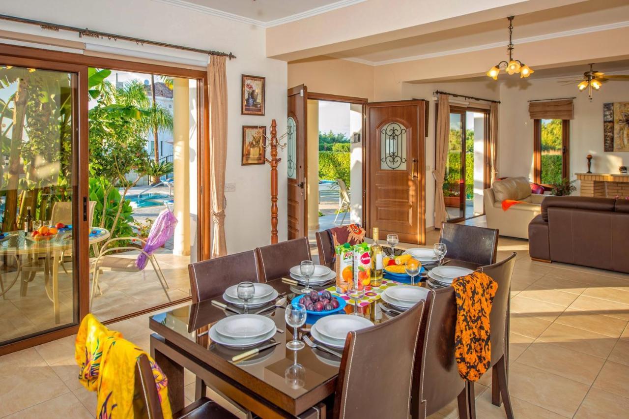 Dora' S Villa Аргака Экстерьер фото